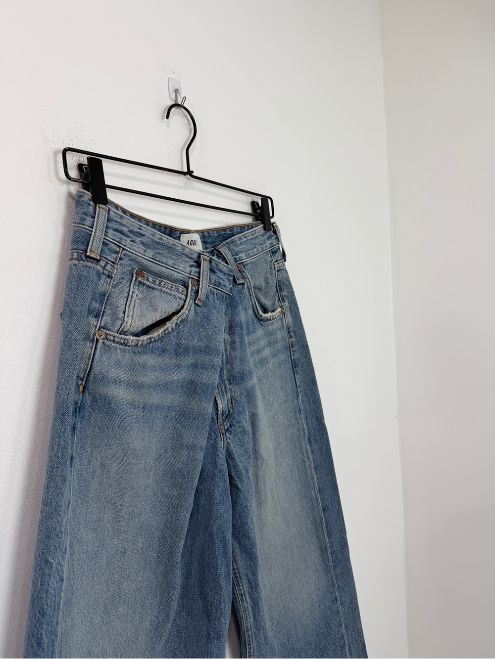Agolde Vana Fold Jean Weightless in Mantra Medium Wash NWOT Size 25 - Picture 4 of 9